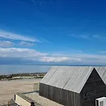Royal Sea Bathing Apartment